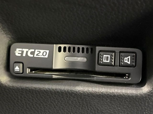 【ETC】高速道路の料金所をストレスなく通過!話題のスポットやサービスエリアに多い「スマートIC」利用時は必須のアイテムです。当店でセットアップを実施、ご納車当日からすぐにご利用いただけます!