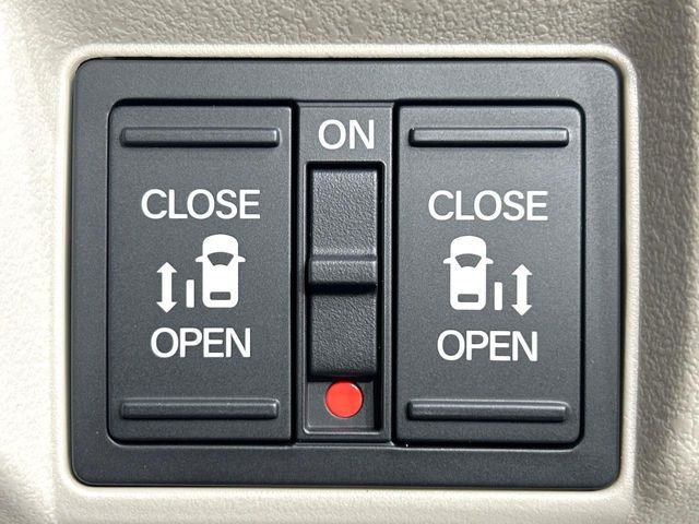 �y�����p���[�X���C�h�h�A�z�X�}�[�g�L�[��^�]�Ȃ̃X�C�b�`�Ō�ȗ����X���C�h�h�A�̊J���\���d��������͂����ăh�A���J����K�v�������A�����Ȃ��q�l�ł��ȒP�ɊJ���߂ł����K�ł���