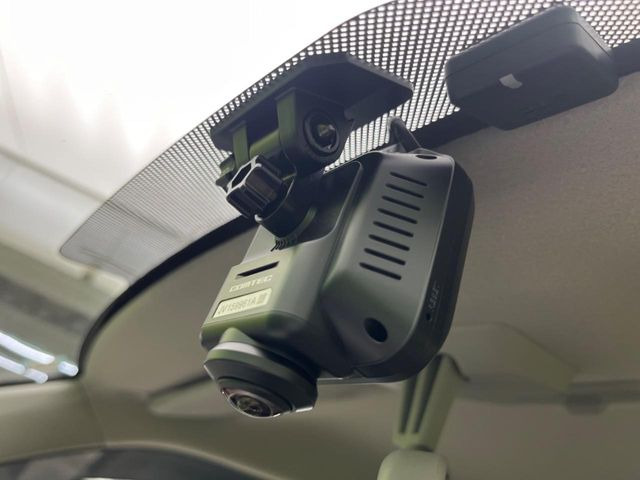 �y�h���C�u���R�[�_�[�z���S�E���S�ȃJ�[���C�t�ɕK�{�̃h���C�u���R�[�_�[�𑕔�!���s���͂������A������^�]�⎖�̂ɑ��������ۂ̏󋵂��f���ŋL�^���A����̃��X�N�ɔ����܂��B