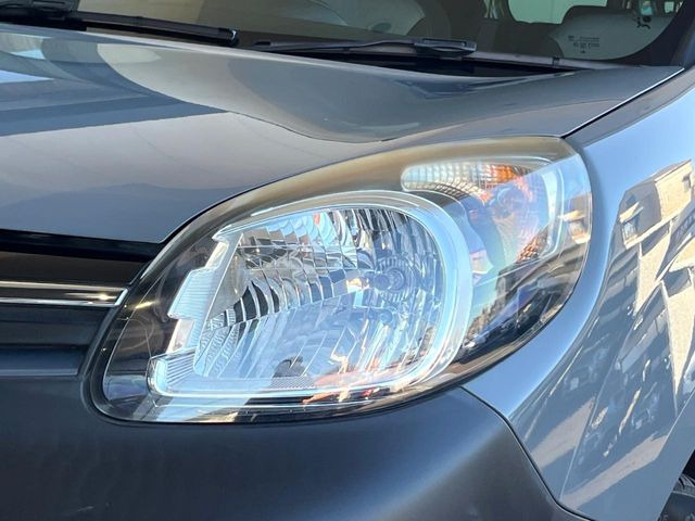 ���w�b�h���C�g:�w�b�h���C�g�͉��΂݂����Ȃ��A�Y��ȏ�Ԃ�ۂ��Ă���܂��B���΂ݖh�~�̃����Y�R�[�e�B���O�̎{�H���\�ł������܂��B