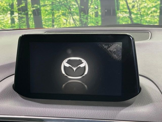 �y�}�c�_�R�l�N�g�i�r�z�ԓ��̕��͋C�Ƀ}�b�`������̌^�^�C�v�̃i�r�B�e����q�ݒ��Bluetooth�Đ����A�l�X�ȋ@�\���y���߂܂��B�����I�ȃ_�C�������삪�\�ŁA�g��������ǍD�ł��B