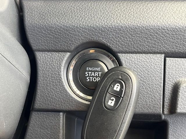 �y�L�[���X�X�^�[�g�V�X�e���z�J�o����|�P�b�g�ɓ��ꂽ�܂܂ł��h�A�̎{���E�������\�ȃX�}�[�g�L�[�𑕔��B�G���W���̃I���E�I�t�����J�M�����o���K�v����������Ƃ��Ă��֗��ł���