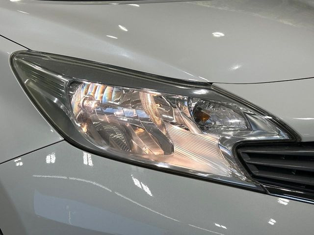 夜間や荒天時により良好な視界で安心な走行をご希望される方には【高輝度LEDヘッドライト】の取付がおすすめ!多くのお客様にご好評いただいております♪
