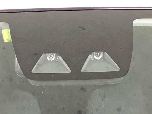 �y�X�}�[�g�A�V�X�g�z���s���ɑO���̎ԗ�����F�����A�Փ˂������Ȏ��͌x��ƃu���[�L�ŏՓˉ���Ɣ�Q�y�����A�V�X�g�B�����S�Ƀh���C�u�����y���݂��������܂��B