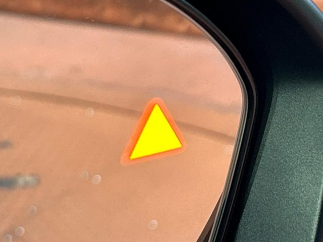 �y������p���m�z���s���A�h�A�~���[�̎��p�ɂȂ�₷���ӏ��Ɍ㑱�Ԃ��ڋ߂���ƃT�C�h�~���[�t�߂Ɍx����\���A�h���C�o�[�ɒ��ӊ��N�����Ă���܂��B