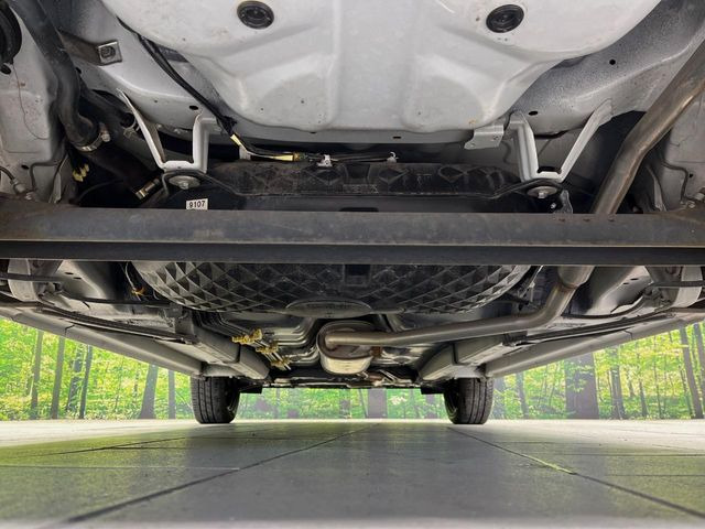 下回りがきれいなうちに、防錆加工の施工がオススメ。降雪地域はもちろん、沿岸部にお住いの方や、趣味でマリン・ウィンタースポーツをされる方にご好評いただいております。