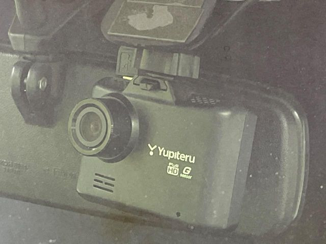 �y�h���C�u���R�[�_�[�z���S�E���S�ȃJ�[���C�t�ɕK�{�̃h���C�u���R�[�_�[�𑕔�!���s���͂������A������^�]�⎖�̂ɑ��������ۂ̏󋵂��f���ŋL�^���A����̃��X�N�ɔ����܂��B