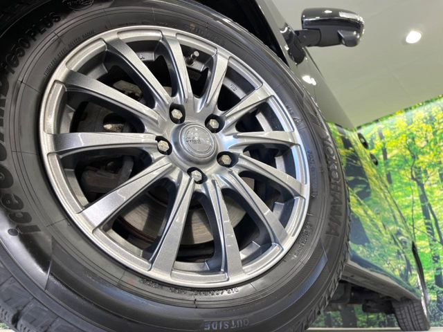 �y�A���~�z�C�[���z�O�ςɃ}�b�`�����A���~�z�C�[���𑕒����Ă���܂��B�e��A���~�z�C�[����A�X�^�b�h���X�^�C�����戵�����Ă���܂��B���񂲑��k����������