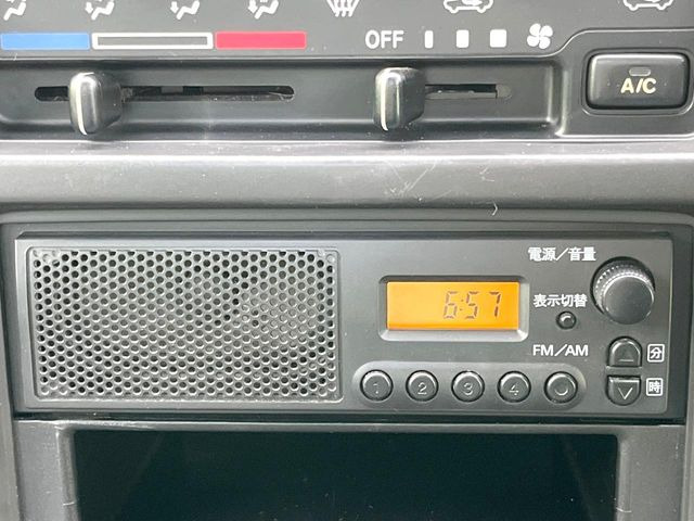 お好きな音楽を車内でお楽しみいただけます♪スピーカー交換・ウーハー追加などの音質向上や、最新ナビ・後席モニター等の取り付けも是非ご相談ください!