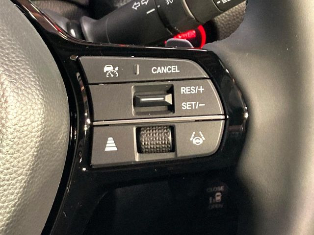 �y�A�_�v�e�B�u�N���[�Y�R���g���[���z�������H�ł̒��������s���y��!!�����ő��x��ۂN���[�Y�R���g���[�����A�Փˌy���V�X�e���ƘA�g���A�O���̎ԗ������m���ĎԊԂ�ۂ悤�ɑ��x���߂��Ă���܂�!!