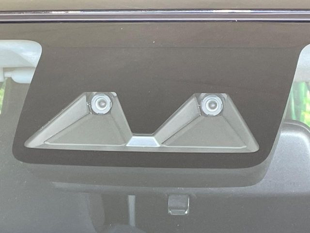 �y�X�}�[�g�A�V�X�g�z���s���ɑO���̎ԗ�����F�����A�Փ˂������Ȏ��͌x��ƃu���[�L�ŏՓˉ���Ɣ�Q�y�����A�V�X�g�B�����S�Ƀh���C�u�����y���݂��������܂��B