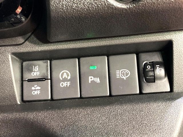 �y�X�Y�L �Z�[�t�e�B�T�|�[�g�z���s���ɑO���̎ԗ�����F�����A�Փ˂������Ȏ��͌x��ƃu���[�L�ŏՓˉ���Ɣ�Q�y�����A�V�X�g�B�����S�Ƀh���C�u�����y���݂��������܂��B