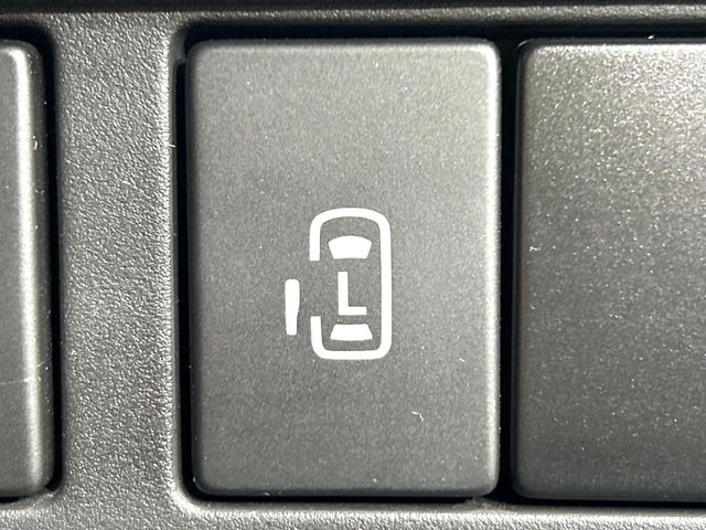 �y�p���[�X���C�h�h�A�z�X�}�[�g�L�[��^�]�Ȃ̃X�C�b�`�ŃX���C�h�h�A�̊J���\���d��������͂����ăh�A���J����K�v�������A���������q�l�ł��A�d���ו��������Ă��鎞�����N�ɊJ���߂ł��܂���