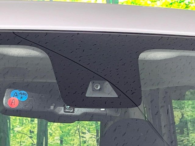 �y�O�He-Assist�z���s���ɑO���̎ԗ�����F�����A�Փ˂������Ȏ��͌x��ƃu���[�L�ŏՓˉ���Ɣ�Q�y�����A�V�X�g�B�����S�Ƀh���C�u�����y���݂��������܂��B