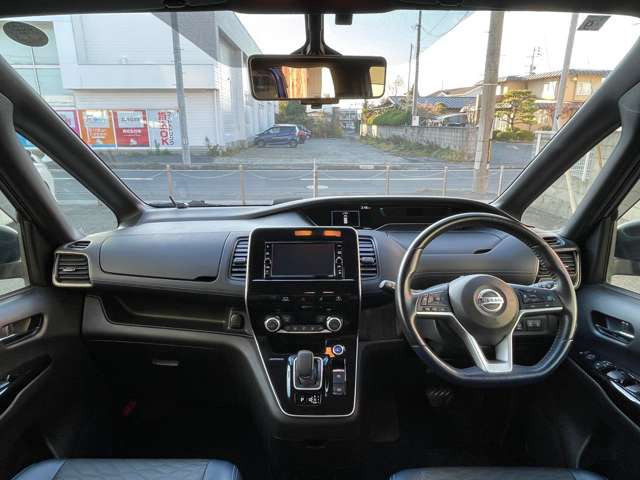 セレナ1.2 e-POWER AUTECH