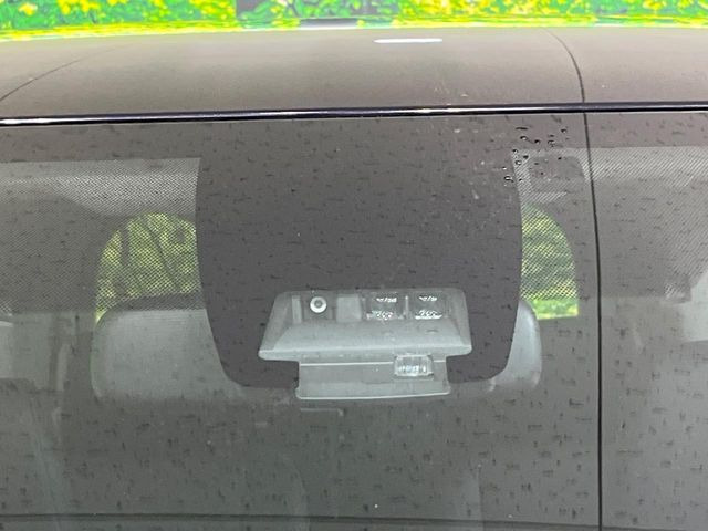 �y�g���^�Z�[�t�e�B�Z���X�z���s���ɑO���̎ԗ�����F�����A�Փ˂������Ȏ��͌x��ƃu���[�L�ŏՓˉ���Ɣ�Q�y�����A�V�X�g�B�����S�Ƀh���C�u�����y���݂��������܂��B