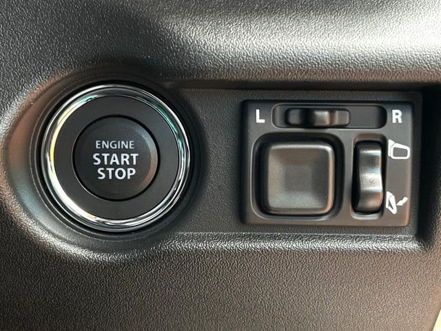 �y�L�[���X�X�^�[�g�V�X�e���z�J�o����|�P�b�g�ɓ��ꂽ�܂܂ł��h�A�̎{���E�������\�ȃX�}�[�g�L�[�𑕔��B�G���W���̃I���E�I�t�����J�M�����o���K�v����������Ƃ��Ă��֗��ł���