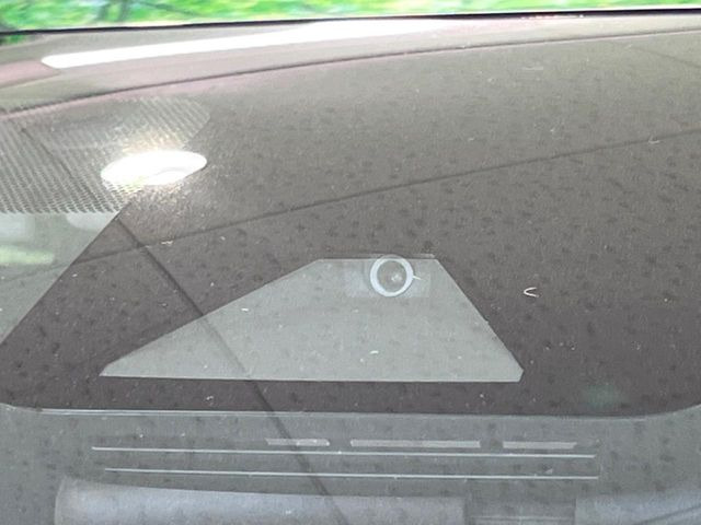 �y�g���^�Z�[�t�e�B�Z���X�z���s���ɑO���̎ԗ�����F�����A�Փ˂������Ȏ��͌x��ƃu���[�L�ŏՓˉ���Ɣ�Q�y�����A�V�X�g�B�����S�Ƀh���C�u�����y���݂��������܂��B