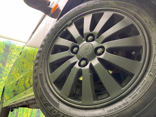 �y����14�C���`�A���~�z�C�[���z�O�ςɃ}�b�`���������A���~�z�C�[���𑕒����Ă���܂��B�e��ЊO�A���~�z�C�[����A�X�^�b�h���X�^�C�����戵�����Ă���܂��B���񂲑��k����������