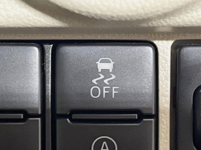 �y������h�~���u�z�ԗ��̉���������m����ƁA�����I�Ɏԗ��̐i�s������ۂ悤�Ɏԗ��𐧌䂵�܂��B�J�̓��ȂǊ���₷���H�ʏ󋵂ł����S�ȉ^�]���\�ł��B