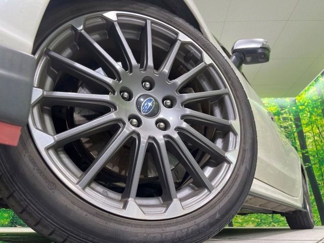 �y����18�C���`�A���~�z�C�[���z�O�ςɃ}�b�`���������A���~�z�C�[���𑕒����Ă���܂��B�e��ЊO�A���~�z�C�[����A�X�^�b�h���X�^�C�����戵�����Ă���܂��B���񂲑��k����������