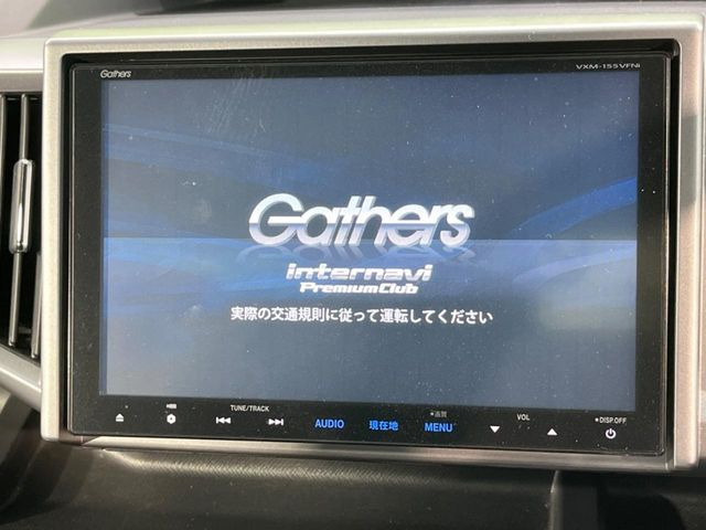 �y�����i�r�z�l�C�̏����i�r�𑕔����Ă���܂��B�i�r�̎g���₷���͂������A�I�[�f�B�I�@�\���[��!�L�����v�◷�s�͂������A�ʋ΂┃�����ȂǕ��i�̃h���C�u���y�����Ȃ�͂���