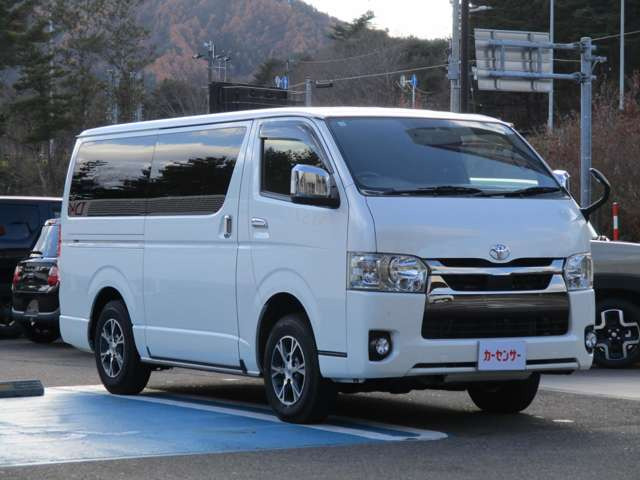 ハイエースバン