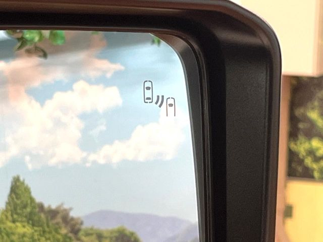 �y�u���C���h�X�|�b�g���j�^�[�z���s���A�h�A�~���[�̎��p�ɂȂ�₷���ӏ��Ɍ㑱�Ԃ��ڋ߂���ƃT�C�h�~���[�̃����Y�Ɍx����\��!�h���C�o�[�ɒ��ӊ��N�����Ă���܂��B