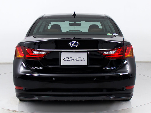 クリアランスソナーが付いています!フロント&リアにセンサーがあり、障害物に近づくと警告音が鳴りドライバーへお知らせ!すごく便利な人気装備です!!