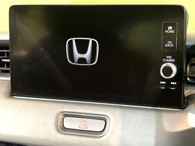 【9インチ ホンダコネクトディスプレイ】視認性の高い大画面ディスプレイでナビの使用や、お持ちのスマートフォンと連携したbluetoothでの音楽再生が可能です♪