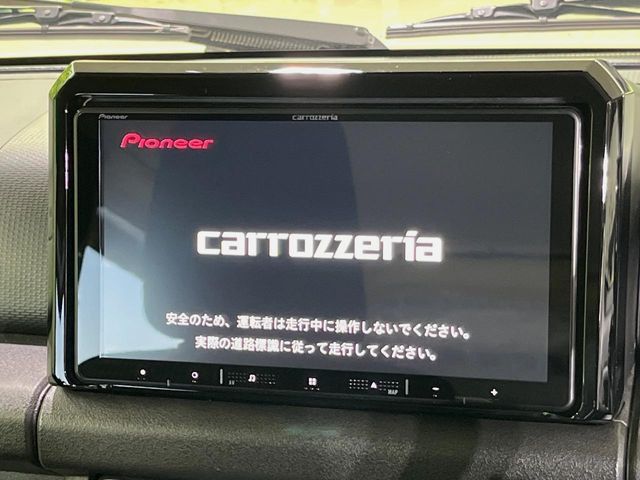 �y���ʃi�r�z�l�C�̑�^9�C���`�i�r�𑕔��B���݊��̂�����ʂ̓C���p�N�g��!�i�r���p���̃}�b�v�\���͌��₷���A�e���r��DVD�͗Տꊴ���A�b�v!�����̃h���C�u���O�b�Ɗy�����Ȃ�܂���