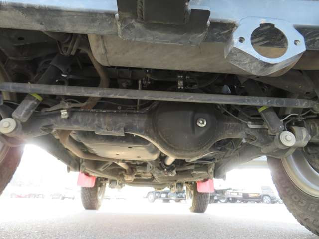 ��4WD�ŏd�v�ȉ����!���R�ł����A�����̒ʂ��Y��ȏ�Ԃ�ۂ��Ă���܂�!!