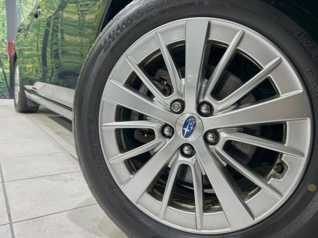 �y����16�C���`�A���~�z�C�[���z�O�ςɃ}�b�`���������A���~�z�C�[���𑕒����Ă���܂��B�e��ЊO�A���~�z�C�[����A�X�^�b�h���X�^�C�����戵�����Ă���܂��B���񂲑��k����������