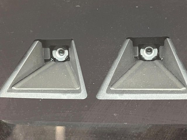 �y�X�}�[�g�A�V�X�g�z���s���ɑO���̎ԗ�����F�����A�Փ˂������Ȏ��͌x��ƃu���[�L�ŏՓˉ���Ɣ�Q�y�����A�V�X�g�B�����S�Ƀh���C�u�����y���݂��������܂��B