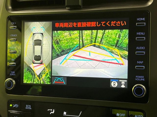 �y�p�m���~�b�N�r���[���j�^�[�z��p�̃J�����ɂ��A�ォ�猩���낵���悤�Ȏ��_��360�x�N���}�̎��͂��m�F���邱�Ƃ��ł��܂������p�������m�F���₷���A�����ꏊ�ł̐؂�Ԃ��⒓�Ԃ��X���[�Y�ɍs���܂��B