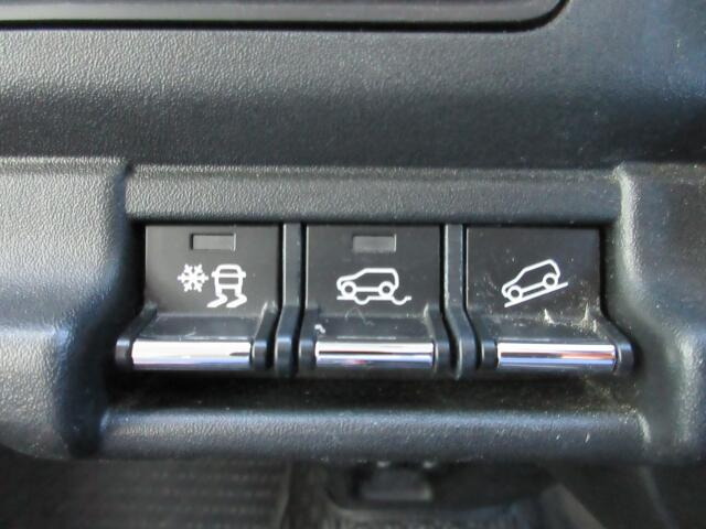 ��:�X�m�[���[�h�X�C�b�`�B����:�O���b�v�R���g���[���X�C�b�`�B�E:�q���f�B�Z���g�R���g���[���X�C�b�`�B