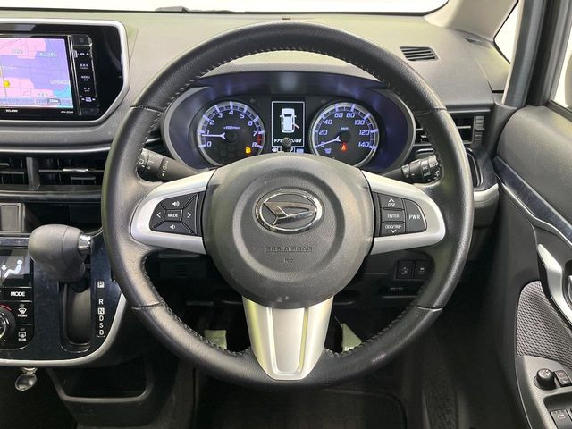 �y�����v�����X�e�A�����O�z�㎿�Ȋv���g�p���邱�ƂŁA��ɂ����������݂ƂĂ��^�]���₷���n���h���ł���