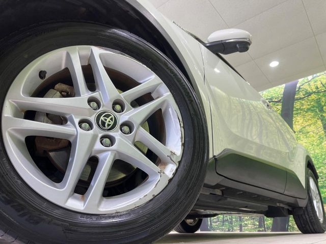 �y����17�C���`�A���~�z�C�[���z�O�ςɃ}�b�`���������A���~�z�C�[���𑕒����Ă���܂��B�e��ЊO�A���~�z�C�[����A�X�^�b�h���X�^�C�����戵�����Ă���܂��B���񂲑��k����������