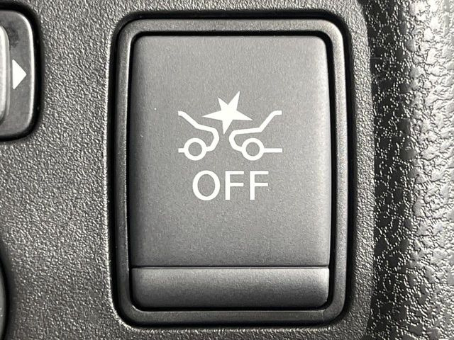 �y�C���e���W�F���g�G�}�[�W�F���V�[�u���[�L�z�t�����g�J�����őO���̎ԗ�����s�҂����m�B�Փ˂������Ȏ��͏Փ˔�Q�y���u���[�L���쓮�A�Փˉ�����T�|�[�g�B�����S�Ƀh���C�u�����y���݂��������܂��B