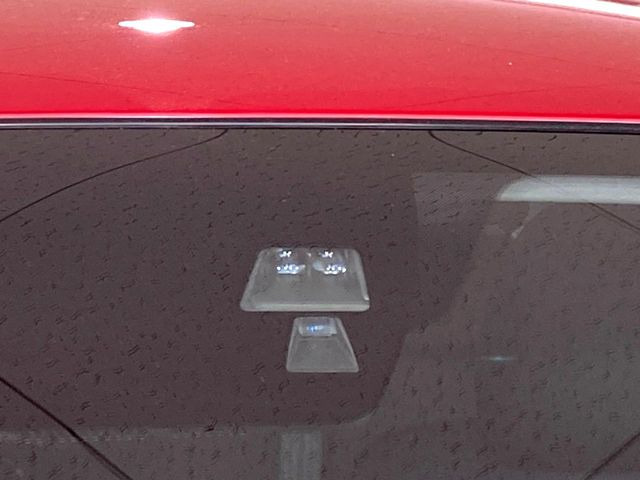 �y�X�}�[�g�V�e�B�u���[�L�T�|�[�g�z�ᑬ���s���ɑO���̎ԗ�����F�����A�Փ˂������Ȏ��͌x��ƃu���[�L�ŏՓˉ���Ɣ�Q�y�����A�V�X�g�B�����S�Ƀh���C�u�����y���݂��������܂��B