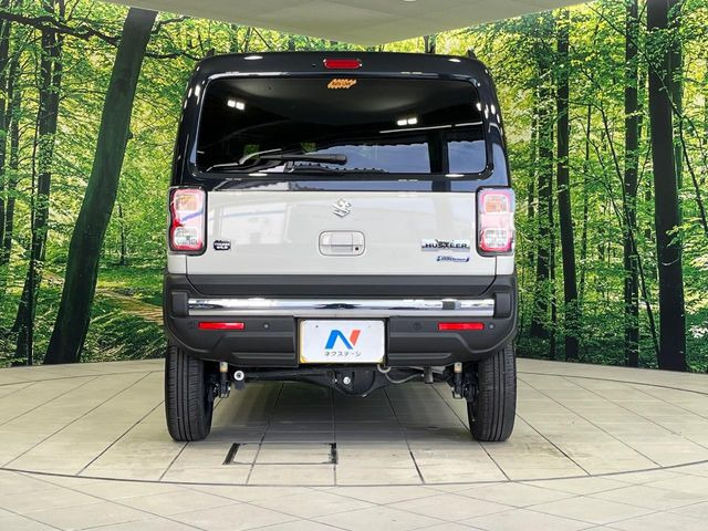 大好評のボディコーティング「弾スプラッシュコート」もご納車までに施工可能。通常のガラスコートと異なる、耐久年数6年の無機質ガラスコーティングが、ボディをキレイな状態に保ってくれます。