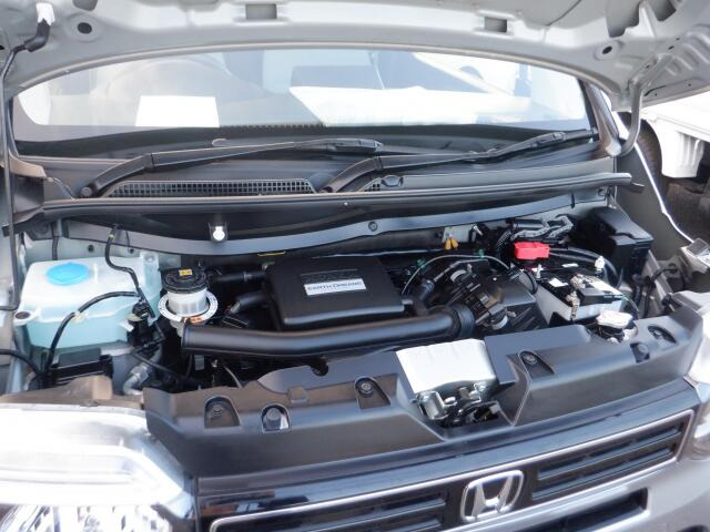 エンジンルームもきれいですよ。機関機構系も良好です。納車前に点検整備も行います。エンジンオイル・オイルフィルター・エアコンフィルター・ワイパーゴムは必ず交換致します(エアコンフィルターは、装着車のみ)