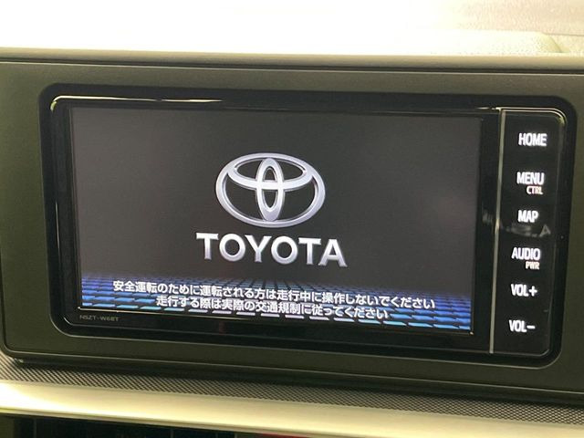 �y�����i�r�z�l�C�̏����i�r�𑕔����Ă���܂��B�i�r�̎g���₷���͂������A�I�[�f�B�I�@�\���[��!�L�����v�◷�s�͂������A�ʋ΂┃�����ȂǕ��i�̃h���C�u���y�����Ȃ�͂���