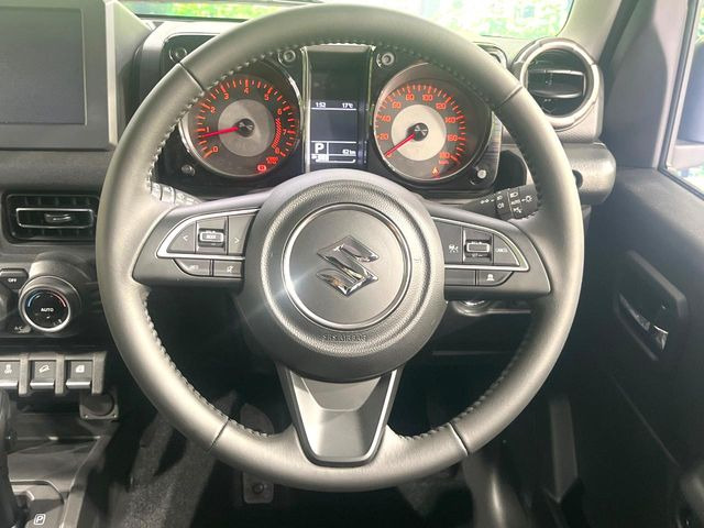 �y�����v�����X�e�A�����O�z�㎿�Ȋv���g�p���邱�ƂŁA��ɂ����������݂ƂĂ��^�]���₷���n���h���ł���