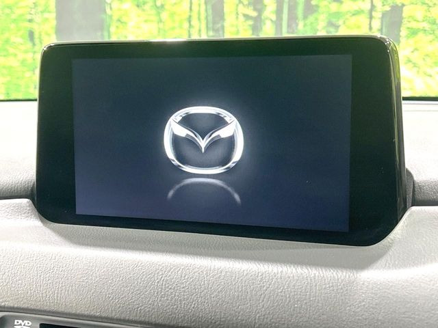 �y8.8�C���`�}�c�_�R�l�N�g�z�ԓ��̕��͋C�Ƀ}�b�`������^�̃f�B�X�v���C�B�X�}�z�ڑ��ł̃i�r�g�p��Bluetooth�Đ����A�l�X�ȋ@�\���y���߂܂��B�����I�ȃ_�C�������삪�\�ŁA�g��������ǍD�ł��B