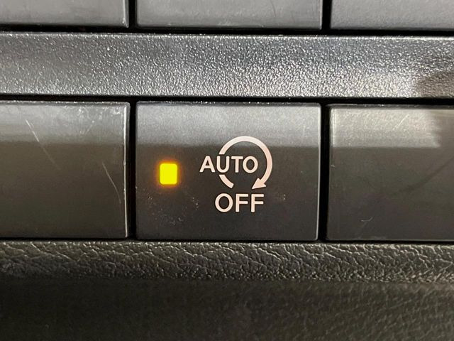 �y�A�C�h�����O�X�g�b�v�z�ԐM����a�؂Œ�Ԃ����ۂɃG���W�����~���A���ʂȔR���̏����}���܂��B�R��������ی�ɂȂ���@�\��G���W���̓u���[�L�𗣂��΍Ďn�����܂��B