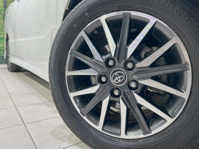 �y����16�C���`�A���~�z�C�[���z�O�ςɃ}�b�`���������A���~�z�C�[���𑕒����Ă���܂��B�e��ЊO�A���~�z�C�[����A�X�^�b�h���X�^�C�����戵�����Ă���܂��B���񂲑��k����������