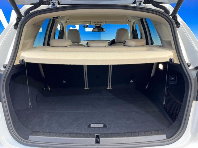 ●トランクルーム:趣味が広がる収容スペース!これだけの広さがあればお買い物やレジャーなどにも最適です!使用感も少なくきれいな状態を維持しております。