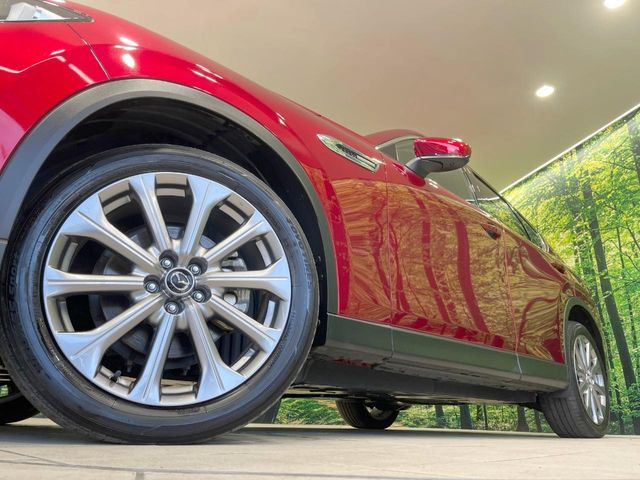 �y����20�C���`�A���~�z�C�[���z�O�ςɃ}�b�`���������A���~�z�C�[���𑕒����Ă���܂��B�e��ЊO�A���~�z�C�[����A�X�^�b�h���X�^�C�����戵�����Ă���܂��B���񂲑��k����������