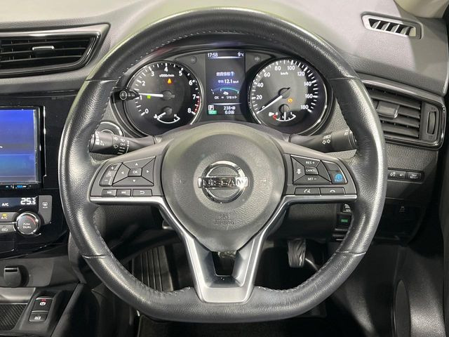 �y�����v�����X�e�A�����O�z�㎿�Ȋv���g�p���邱�ƂŁA��ɂ����������݂ƂĂ��^�]���₷���n���h���ł���